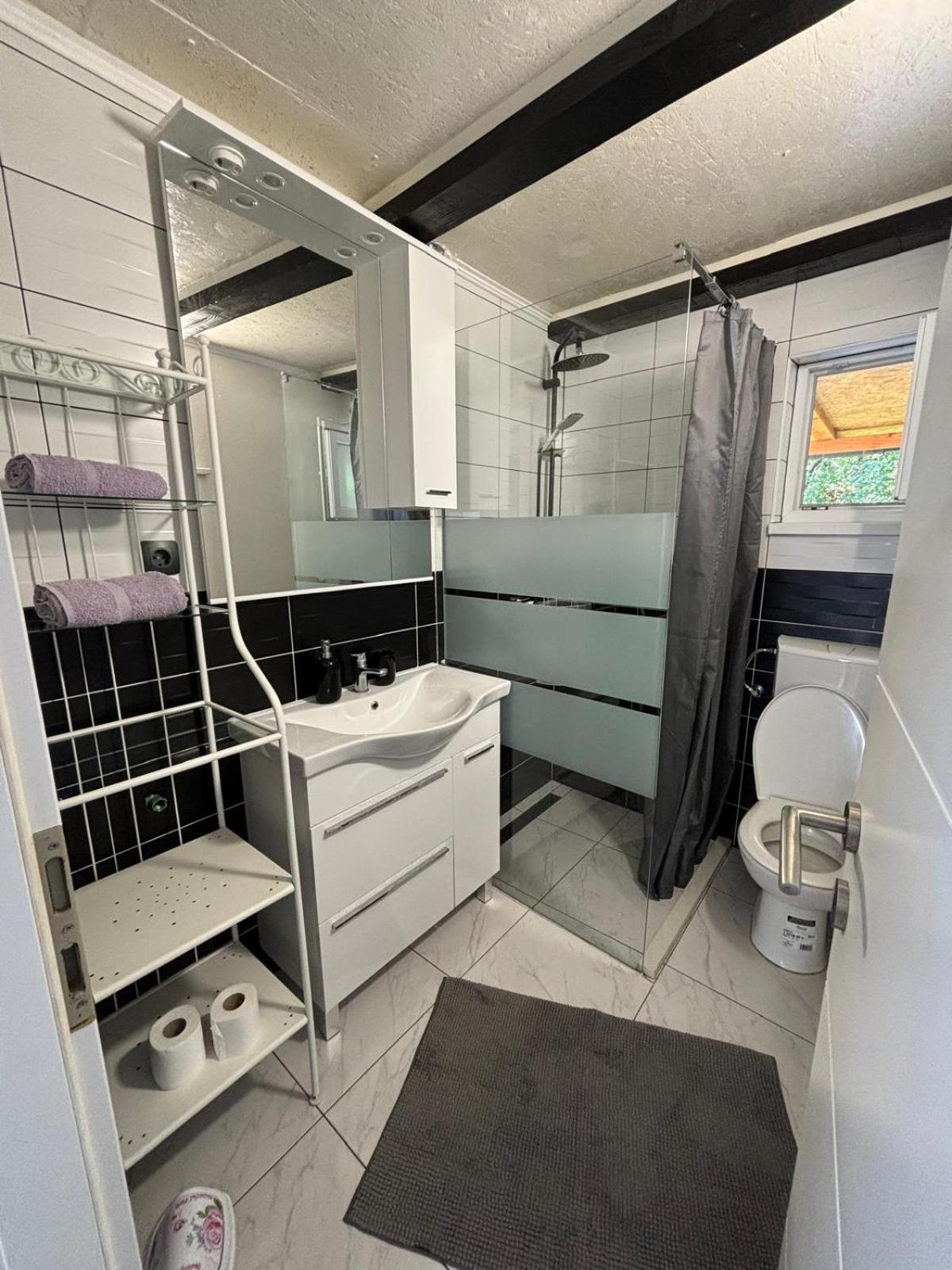 Apartmani Bosnjak Starigrad Paklenica Cameră foto
